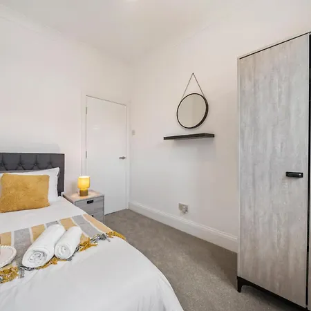2025 Award Winning - 2 Bedroom Luxury Apartment Next To Wembley Stadium London Exterior photo